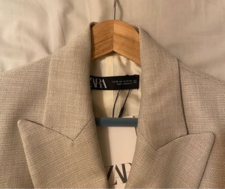 Americana cruzada Zara beige