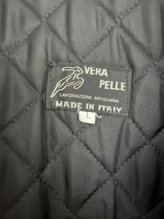 Giubbotto in pelle nero