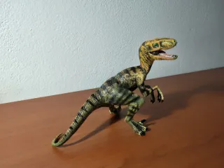 4 PZ Dinosauro giocattolo
