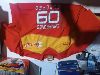 Camiseta Baloncesto Campeones 09