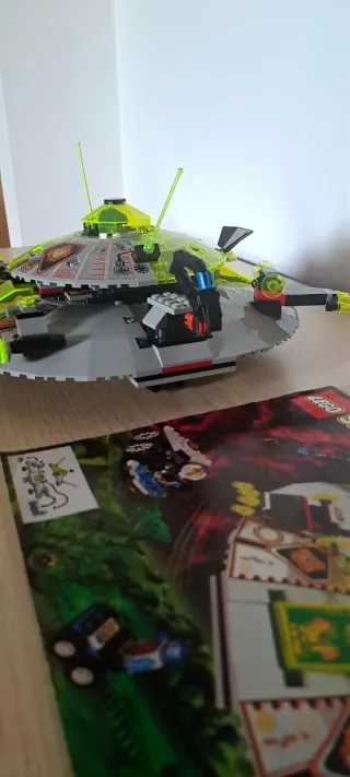 Lego System 6975 UFO Base Spaziale