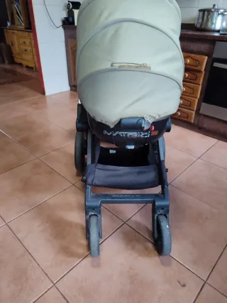 Carro Jane con patinete Lascal