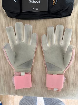 Guantes Adidas Predator Pro Rosa