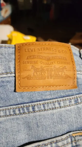 Pantalón Levi's 724 T30/34
