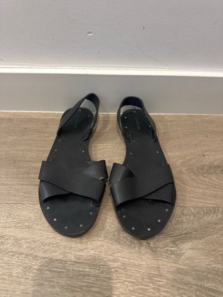 Sandalias Negras Planas