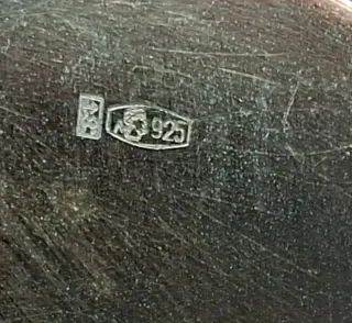 Sello 925 y otro sello