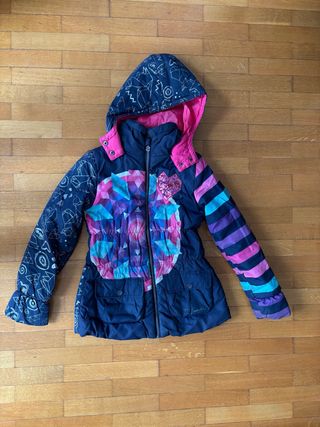 Allegra giacca invernale Desigual con cappuccio