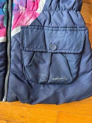 Allegra giacca invernale Desigual con cappuccio