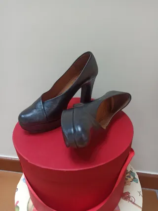 Zapatos de tacón Wonders negros