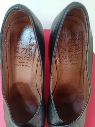 Zapatos de tacón Wonders negros