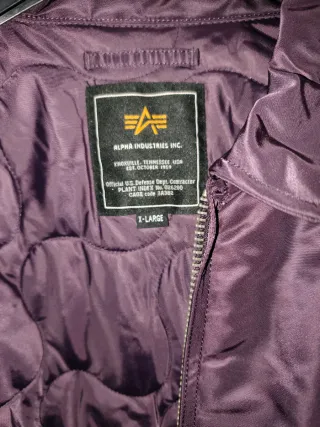 Chaqueta Alpha Industries CWU-45P Morado
