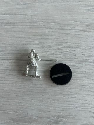 WARHAMMER URUK-HAI BERSERKER