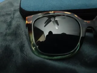 Gafas de sol Vitorio y Luccino graduadas sin uso.