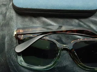 Gafas de sol Vitorio y Luccino graduadas sin uso.