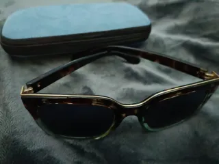Gafas de sol Vitorio y Luccino graduadas sin uso.