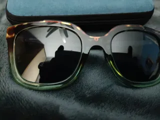 Gafas de sol Vitorio y Luccino graduadas sin uso.