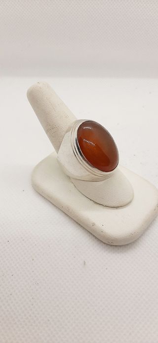 Anello da uomo in argento e corniola