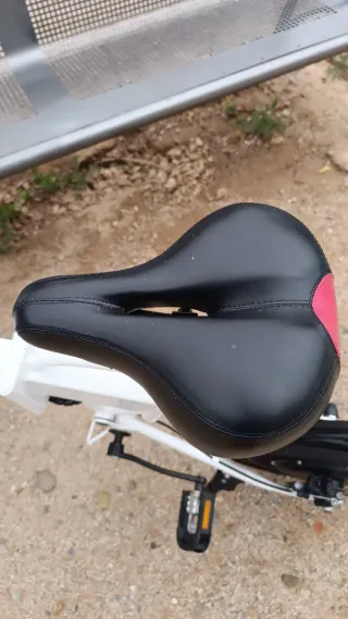 Bici eléctrica Ess Watt plegable(BATERÍA NO CARGA)