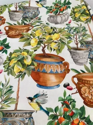 Tessuto in cotone motivo vasi e piante