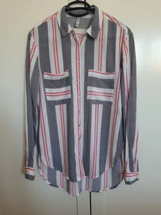 Camisa de rayas de Stradivarius