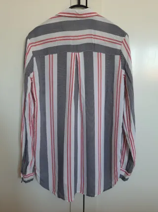 Camisa de rayas de Stradivarius