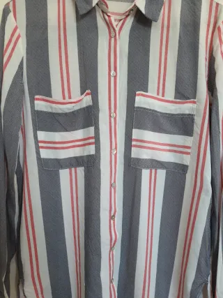 Camisa de rayas de Stradivarius