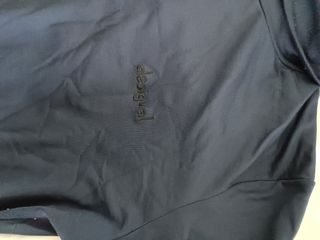 Camiseta Desigual cuello alto gris