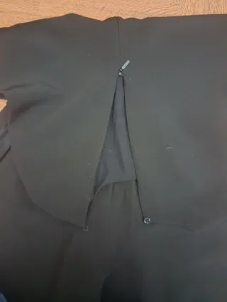 Macacão Pinko preto com decote transparente