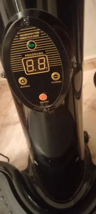 Plataforma Vibratoria Aristokratisch Fitness