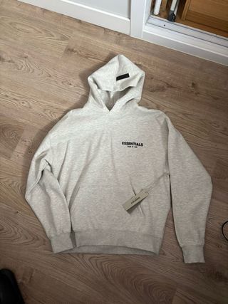 Sudadera Essentials Fear of God Gris