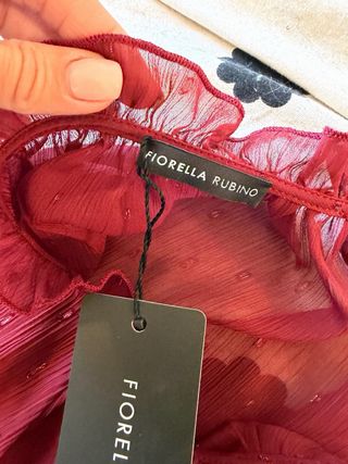Blusa Fiorella Rubino nuova con etichetta