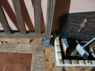 Valla de jardín de madera y metal