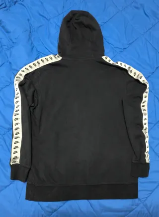 Felpa Nike nera con logo