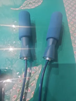 Mancuerna vinilo 1.5kg y cuerda saltar inalambrica