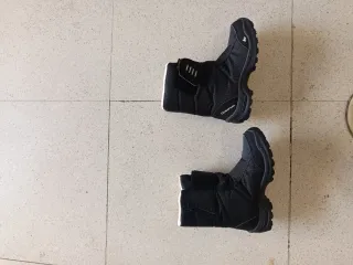 Botas de Nieve Quechua Niños Negras talla30
