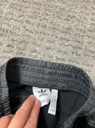 ¡¡OFERTA!! Talla S Pantalón Adidas Trebol Negro