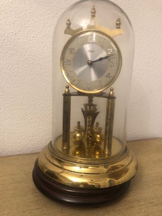 Reloj alemán de sobremesa - necesita reparación