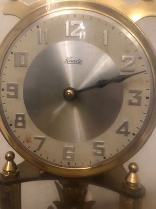 Reloj alemán de sobremesa - necesita reparación