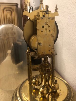 Reloj alemán de sobremesa - necesita reparación