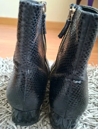 Botines Zara Talla 38 Piel Serpiente