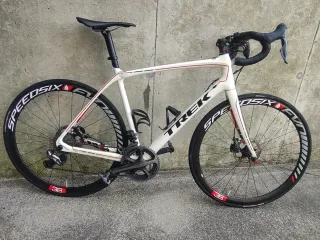 Trek Domane SL 6 Disc Di2 Talla 56