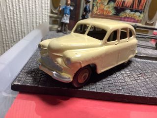 Coche Dinky Toys Vanguard 1/43