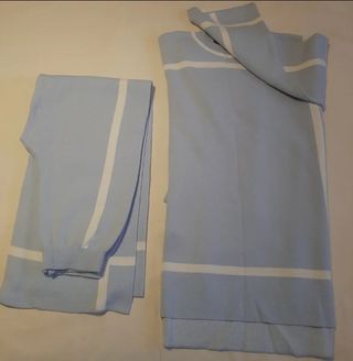 Conjunto azul y blanco talla L