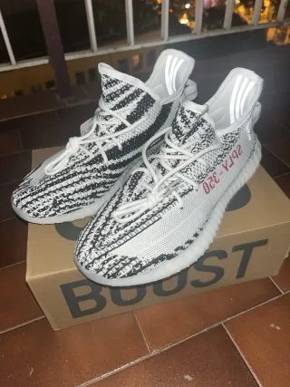 Adidas Yeezy Boost 350 V2 Zebra Talla 44 Original