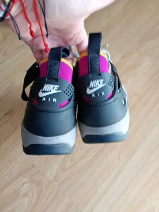 Nike ACG Air Mowabb Beige/Rosa