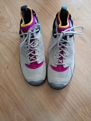 Nike ACG Air Mowabb Beige/Rosa