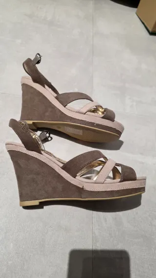 Sandali Camaïeu beige con tacco