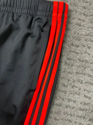 ¡¡OFERTA!! Talla M Pantalón Adidas Negro