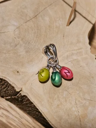 Charm Corre Brilla en la Oscuridad Stranger Things