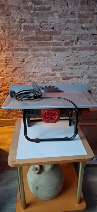 Sierra de mesa Korman